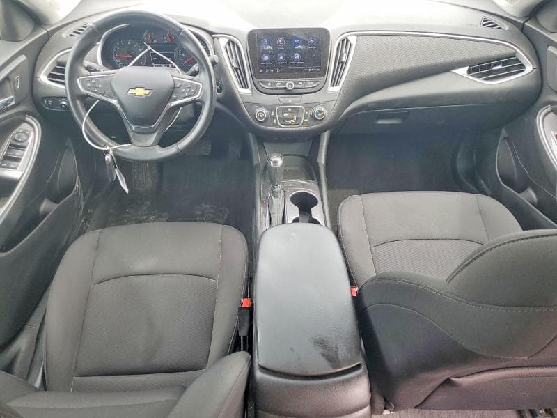 2019 CHEVROLET MALIBU RS 8