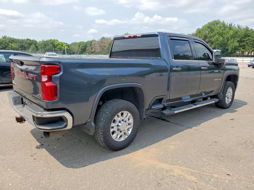 2020 CHEVROLET SILVERADO K3500 LTZ 3