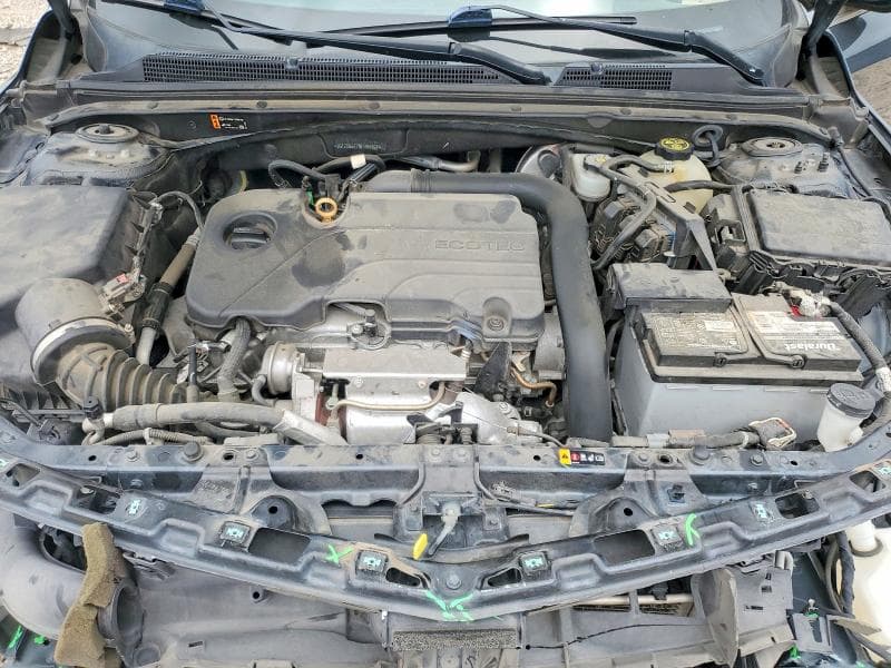 2021 CHEVROLET MALIBU LT 11