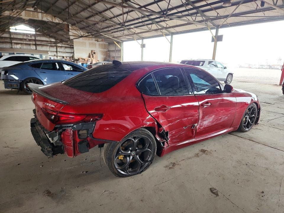 2018 ALFA ROMEO GIULIA TI 3
