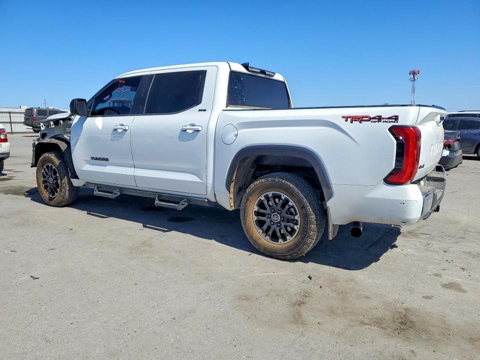 2023 TOYOTA TUNDRA SR5 2
