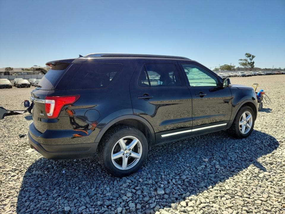 2019 FORD EXPLORER XLT 3