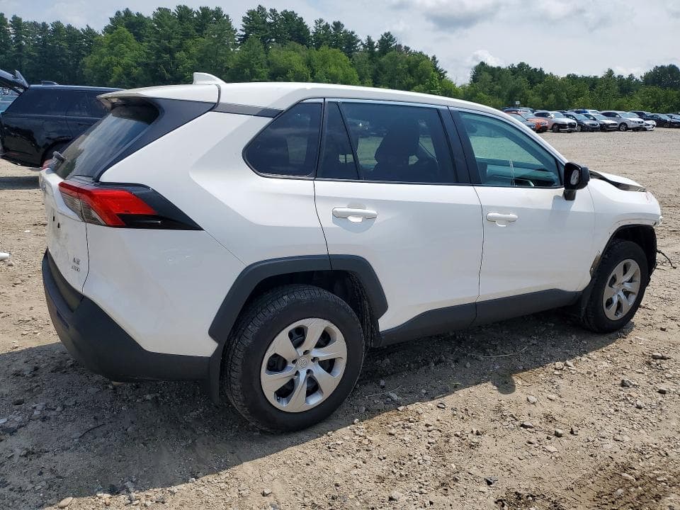 2022 TOYOTA RAV4 LE 3