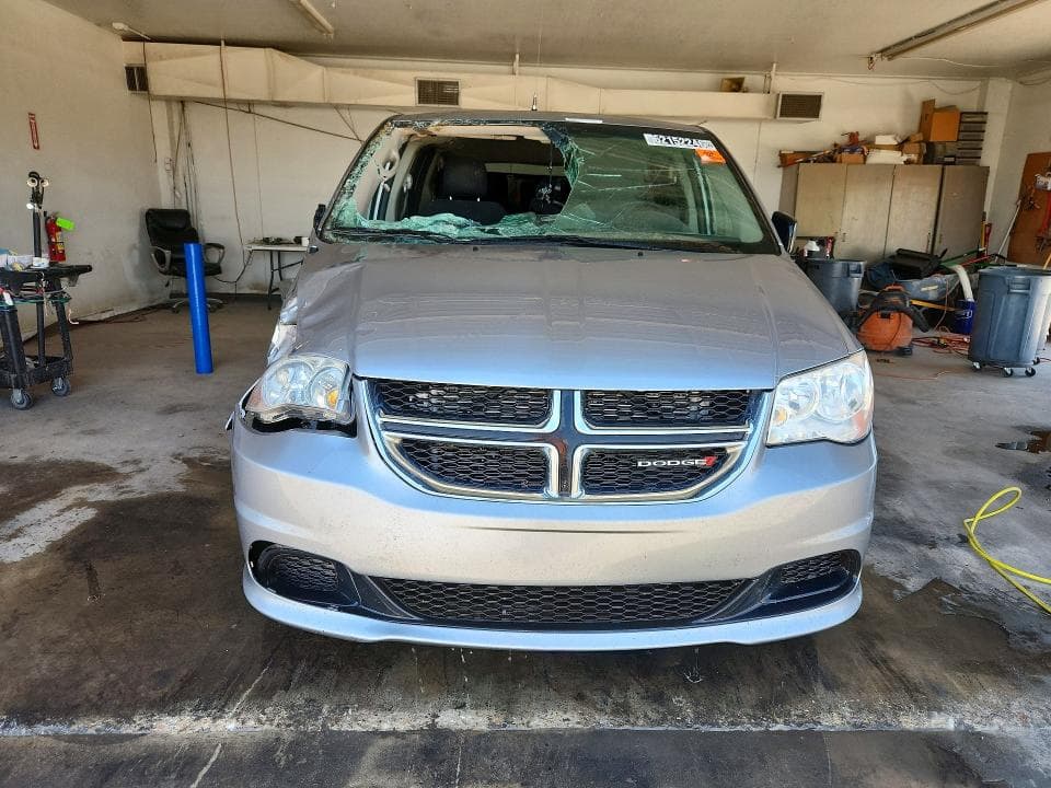 2020 DODGE GRAND CARAVAN SE 5
