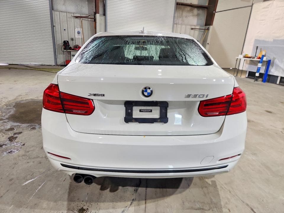 2018 BMW 330 XI 6