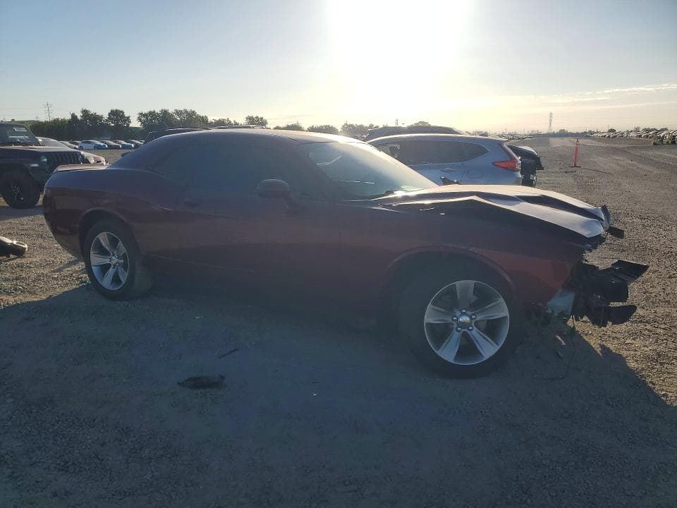 2019 DODGE CHALLENGER SXT 4
