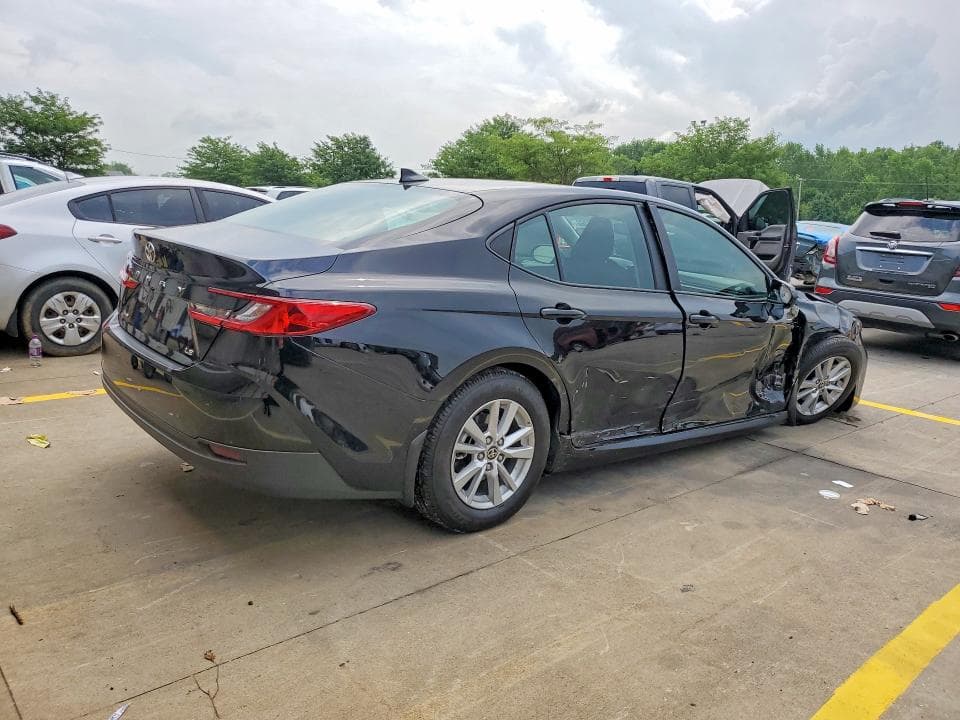 2026 TOYOTA CAMRY LE 3