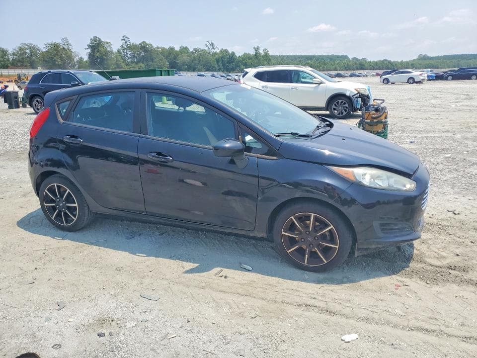 2018 FORD FIESTA SE 4