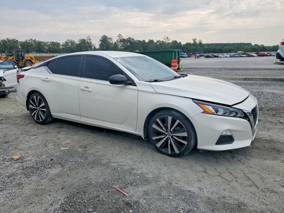 2020 NISSAN ALTIMA SR 4
