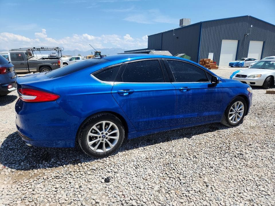 2017 FORD FUSION SE 3