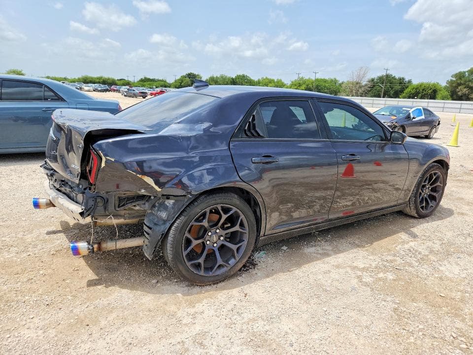 2019 CHRYSLER 300 TOURING 3