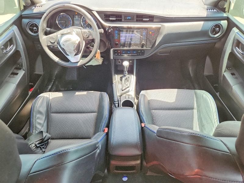 2018 TOYOTA COROLLA SE 8