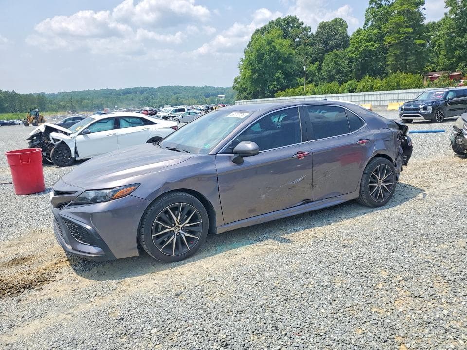 2021 TOYOTA CAMRY SE - 1