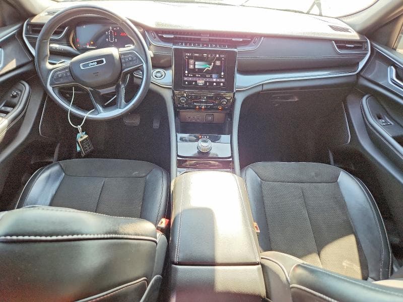 2022 JEEP GRAND CHEROKEE LAREDO 8
