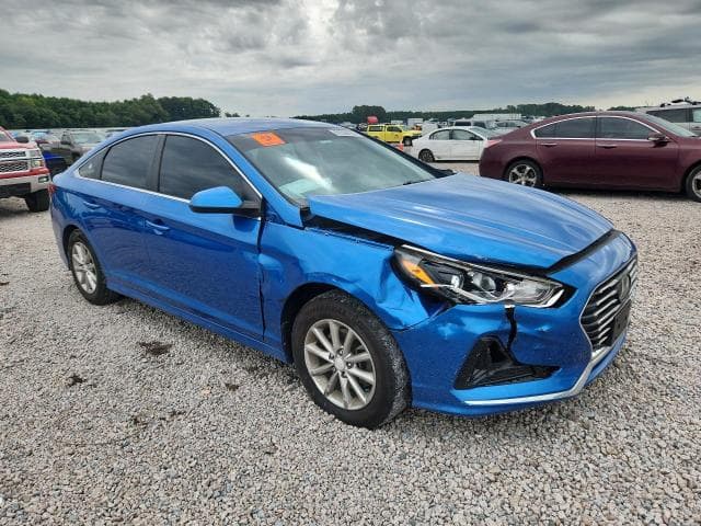 2019 HYUNDAI SONATA SE 4
