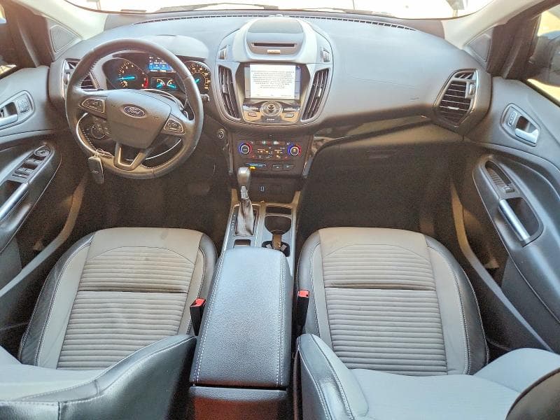 2017 FORD ESCAPE TITANIUM 8