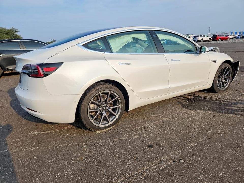 2020 TESLA MODEL 3 3