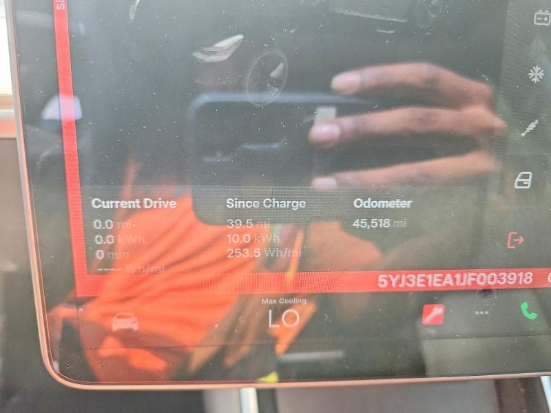 2018 TESLA MODEL 3 9
