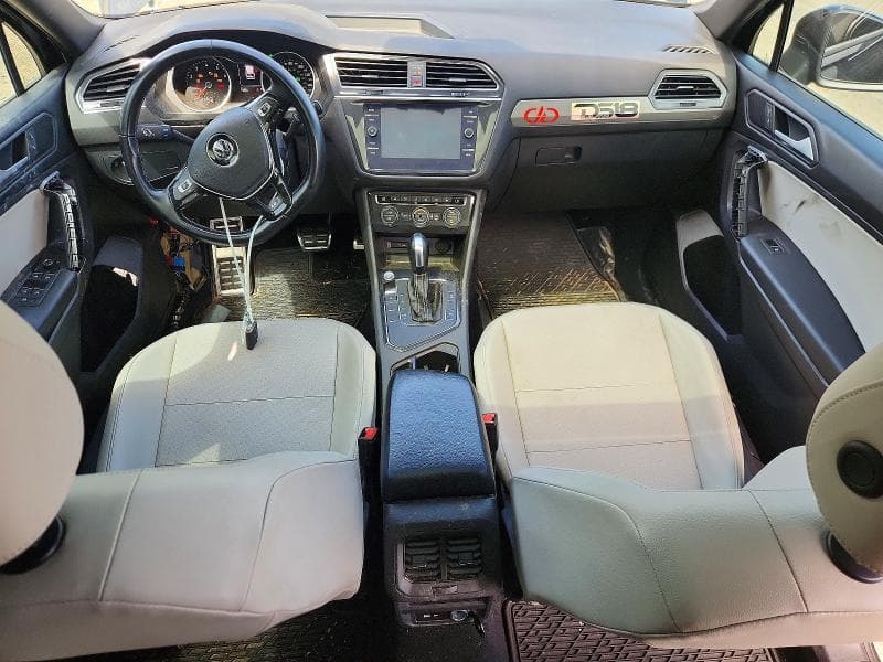 2021 VOLKSWAGEN TIGUAN SE 8