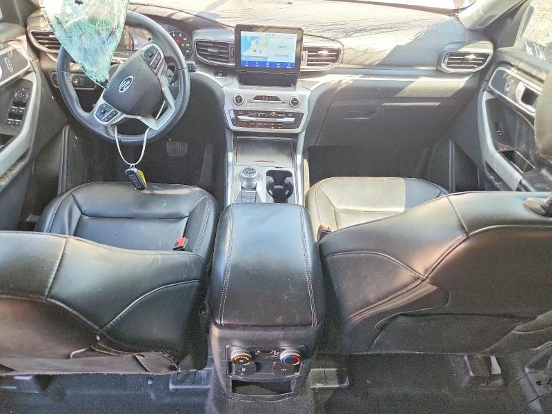 2021 FORD EXPLORER XLT 8