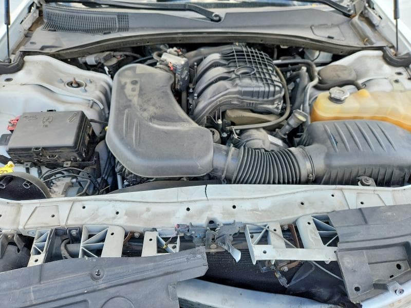 2019 CHRYSLER 300 S 11