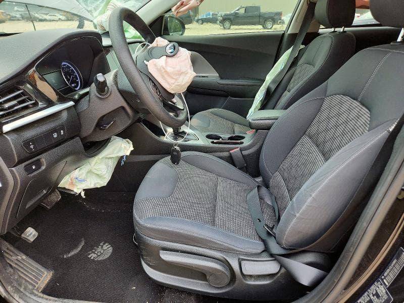 2020 KIA NIRO LX 7