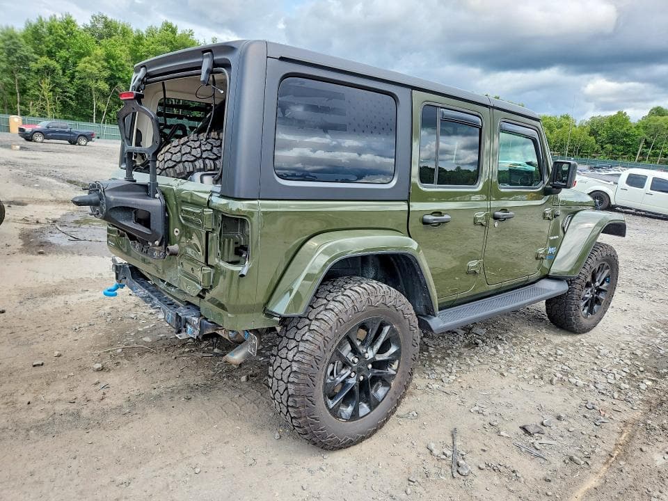 2022 JEEP WRANGLER UNLIMITED SAHARA 4XE 3