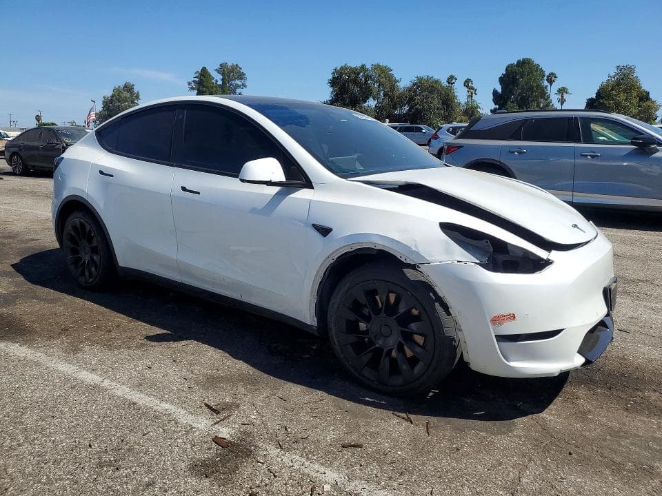 2020 TESLA MODEL Y 4