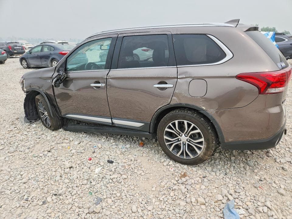 2017 MITSUBISHI OUTLANDER GT 2