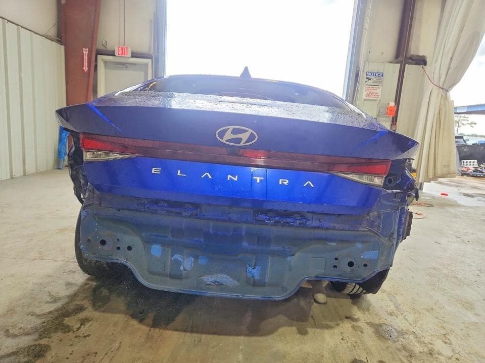 2024 HYUNDAI ELANTRA SEL 6