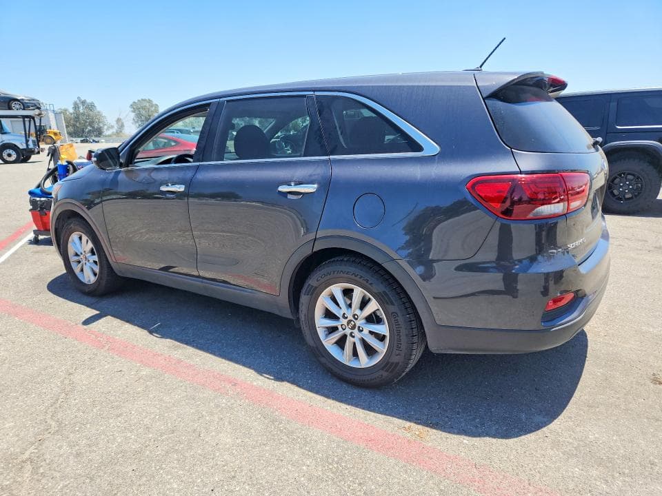 2019 KIA SORENTO LX 2