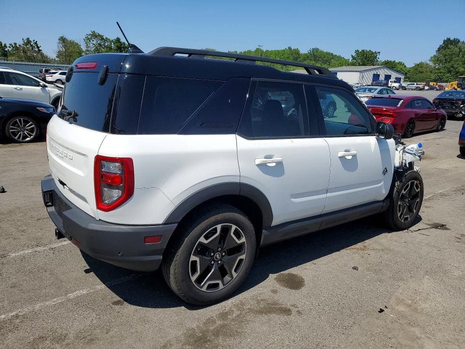 2023 FORD BRONCO SPORT OUTER BANKS 3