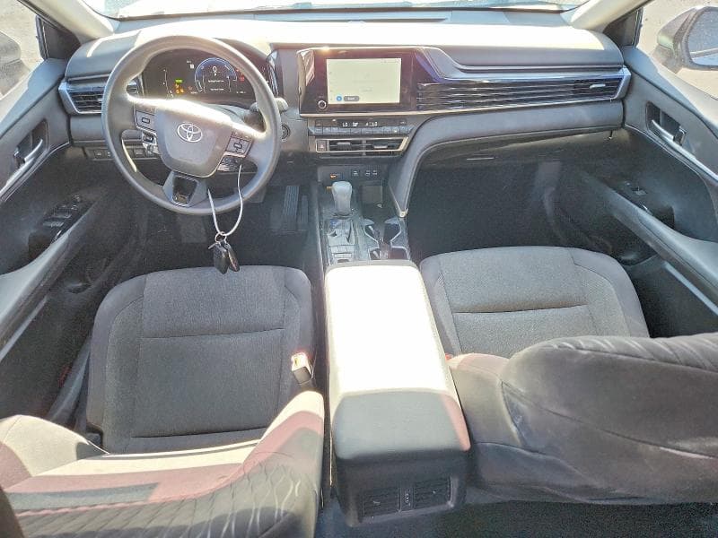 2025 TOYOTA CAMRY LE 8