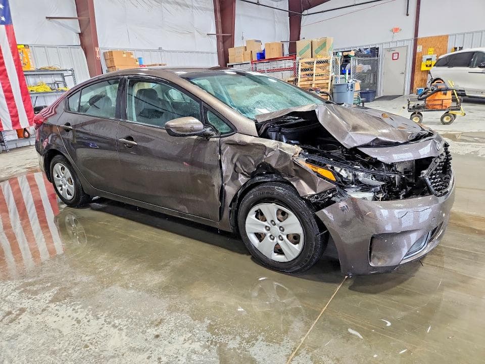 2017 KIA FORTE LX 4