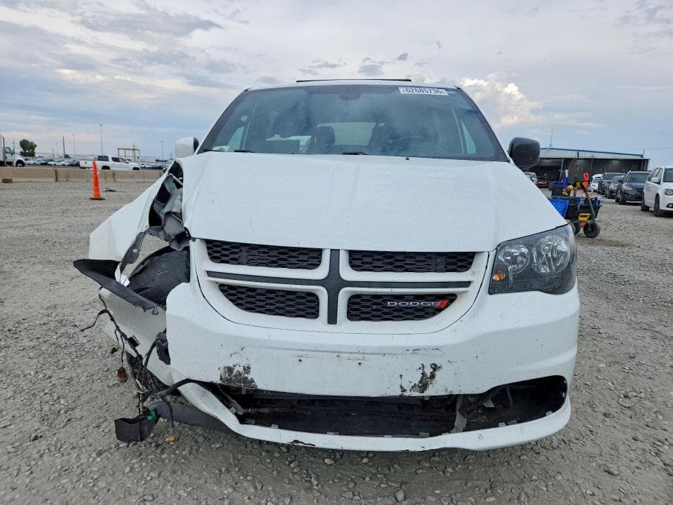 2019 DODGE GRAND CARAVAN GT 5
