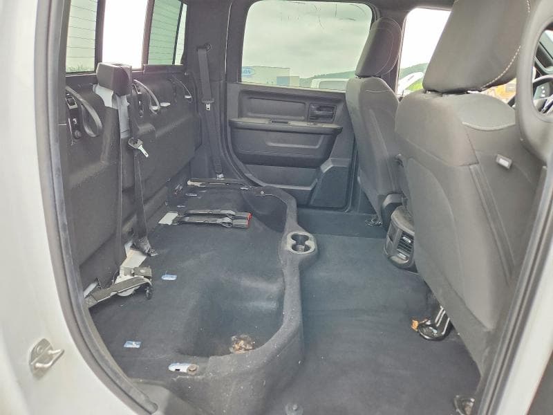 2025 RAM 3500 TRADESMAN 10