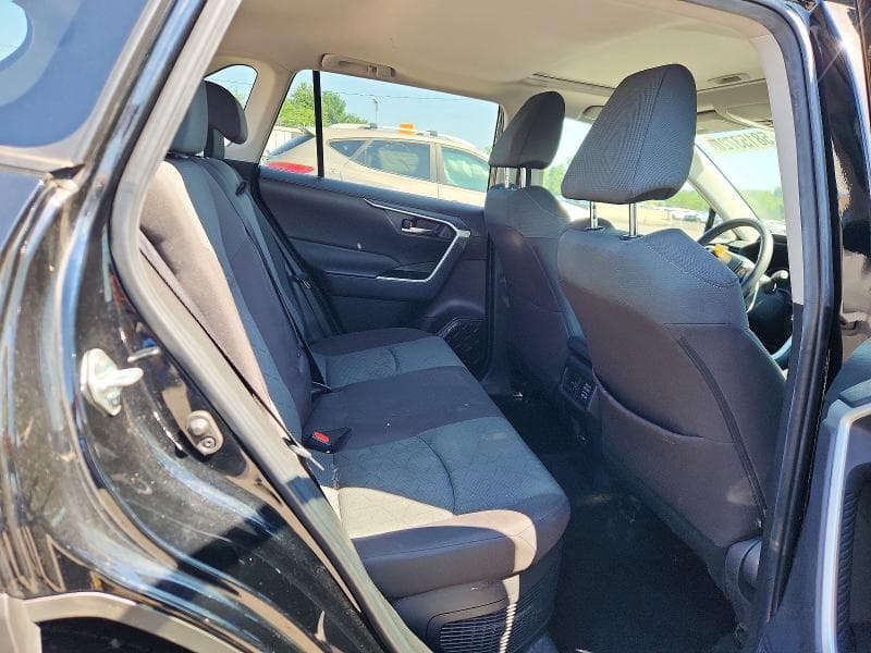 2024 TOYOTA RAV4 HYBRID XLE 11