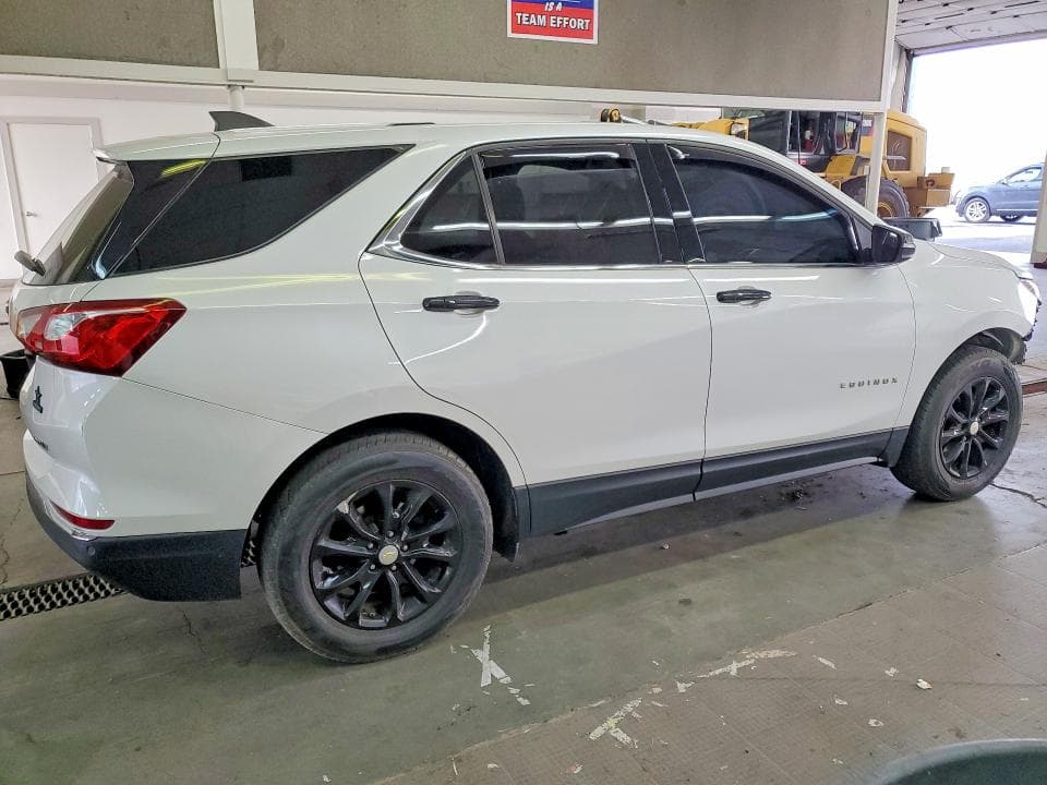2019 CHEVROLET EQUINOX LT 3
