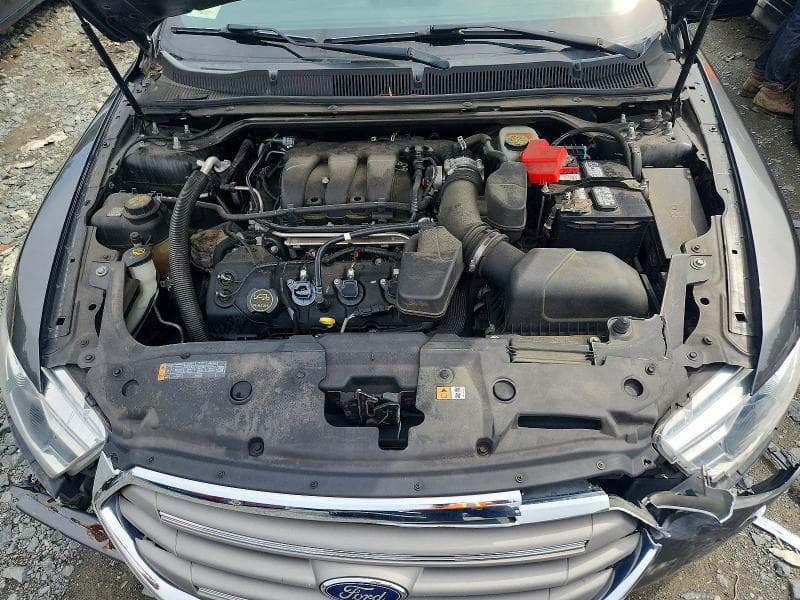 2018 FORD TAURUS SEL 11