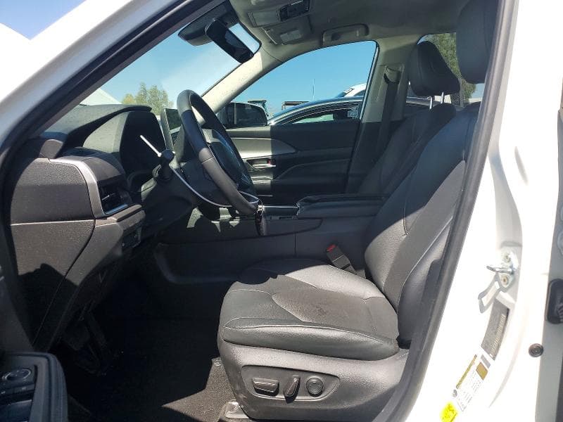 2024 TOYOTA GRAND HIGHLANDER XLE 7