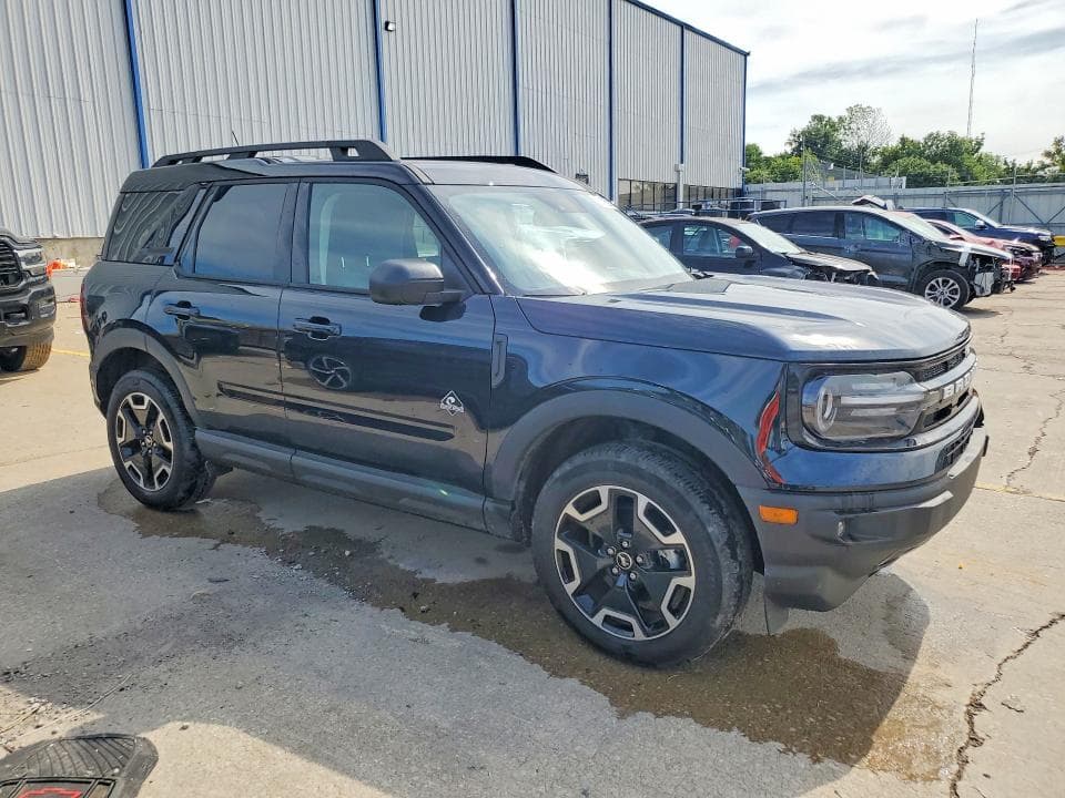 2023 FORD BRONCO SPORT OUTER BANKS 4