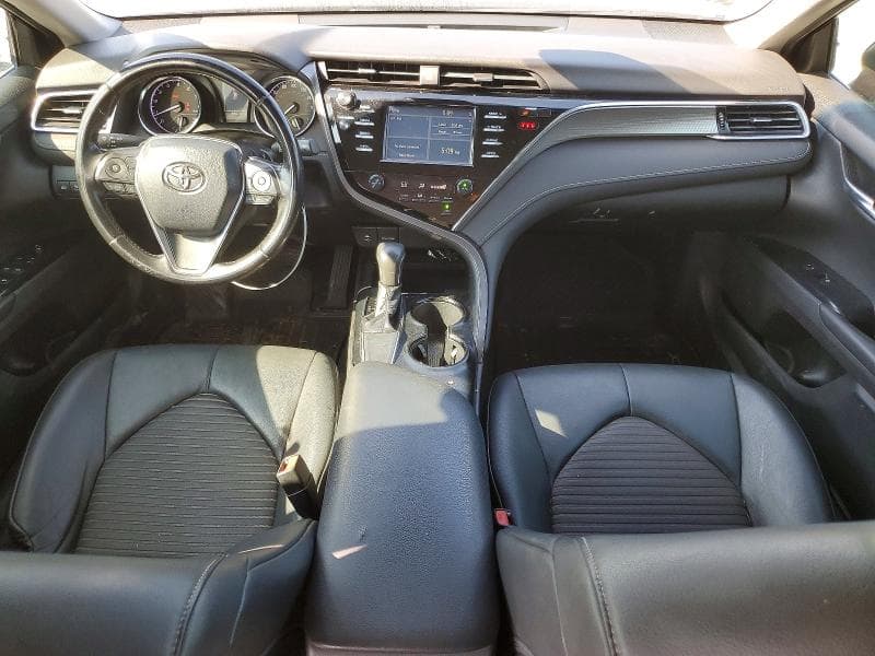 2018 TOYOTA CAMRY SE 8