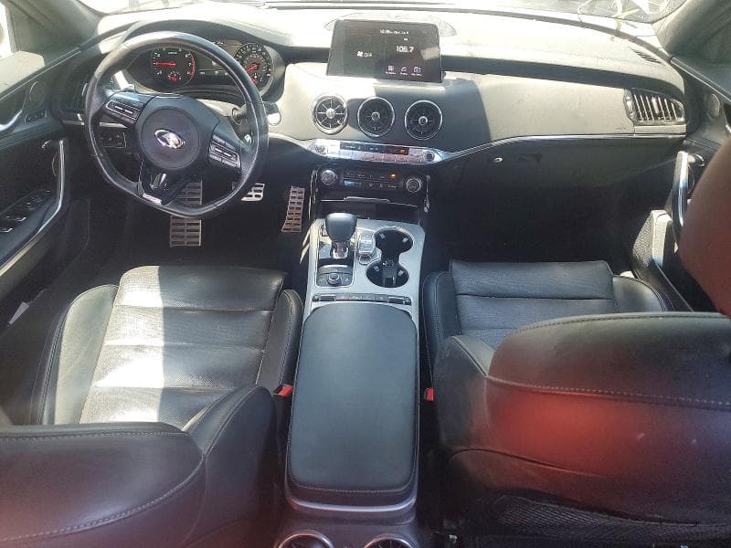 2021 KIA STINGER GT2 8