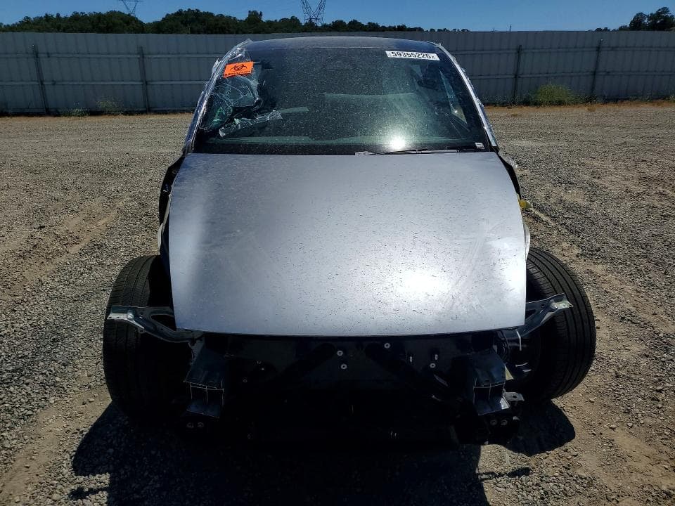 2026 TESLA MODEL Y 5
