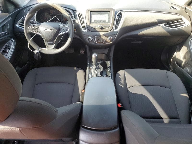 2018 CHEVROLET MALIBU LS 8