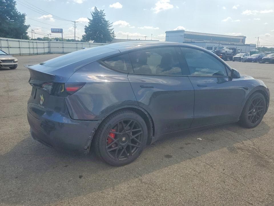 2022 TESLA MODEL Y 3