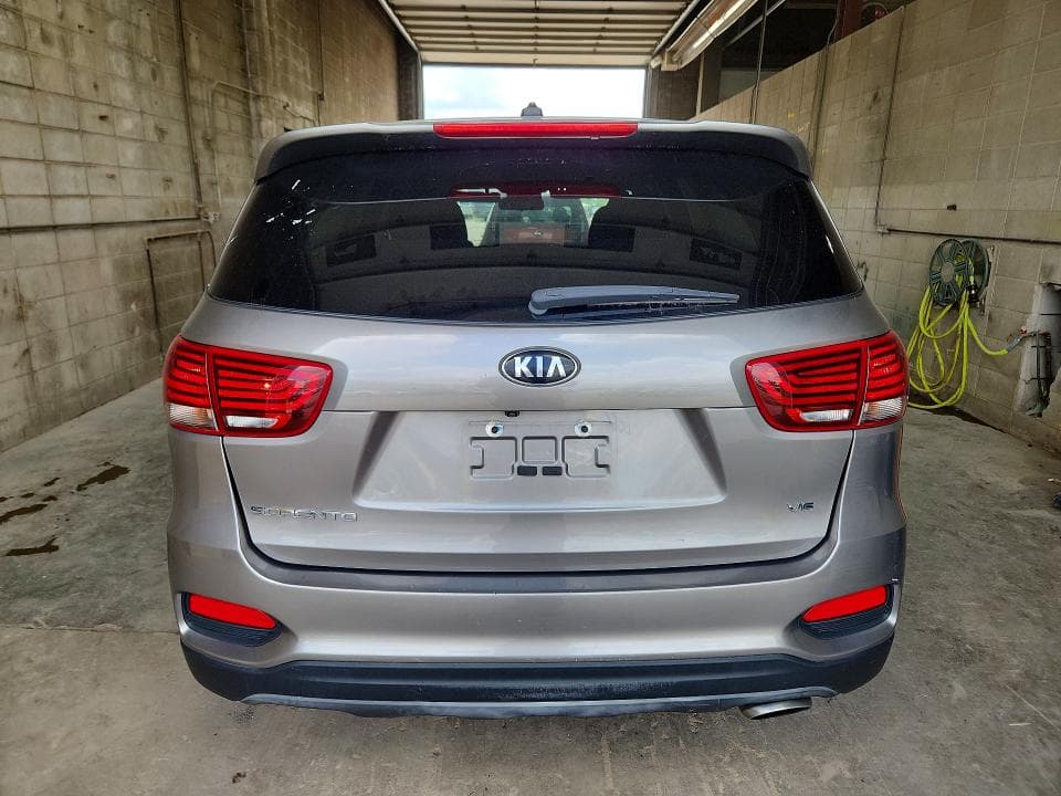 2019 KIA SORENTO LX V6 6