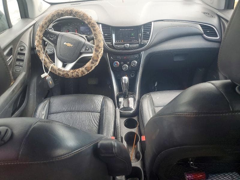 2020 CHEVROLET TRAX PREMIER 8