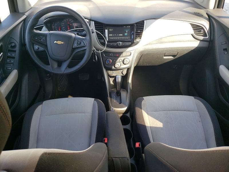2017 CHEVROLET TRAX 1LT 8