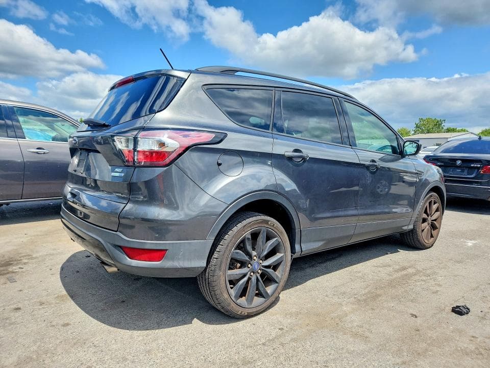 2018 FORD ESCAPE SE 3